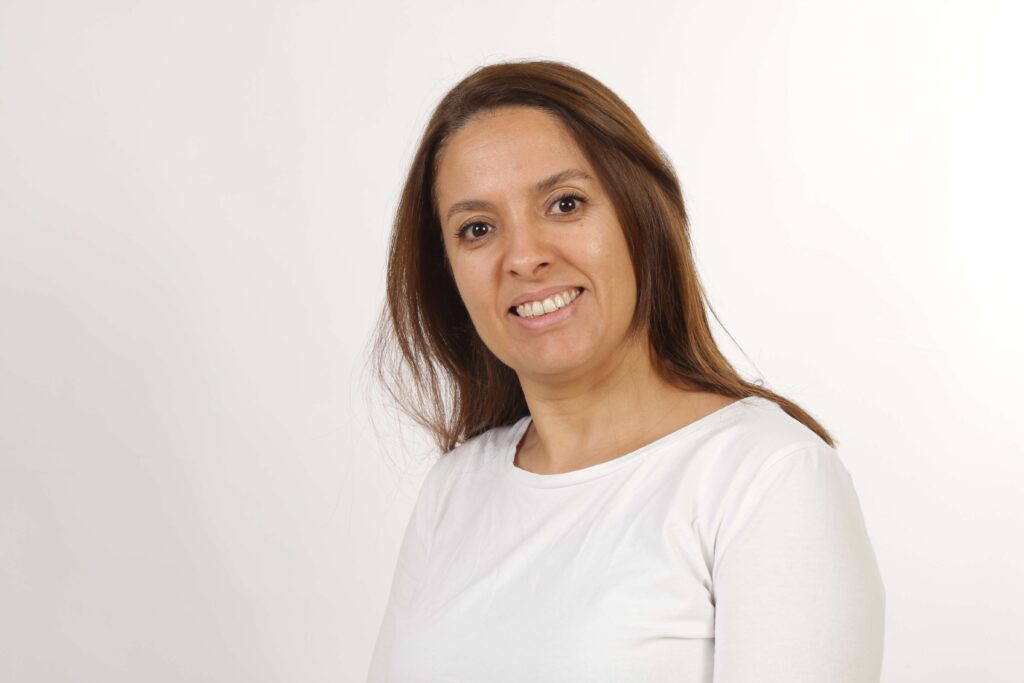 Klassenlehrerin Frau Hakkadi